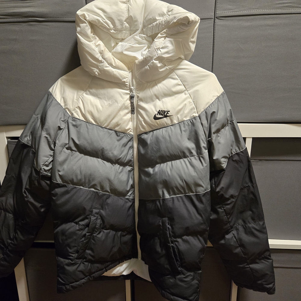 Nike Black and Gray Hooded Puffer Jacket